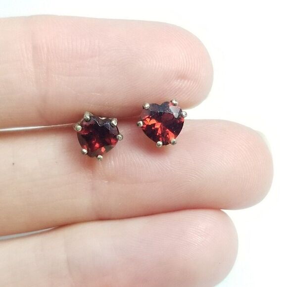 Vintage Red Rhinestone Heart Shape Stud Earrings, Silver Tone Prong Setting - Picture 5 of 6